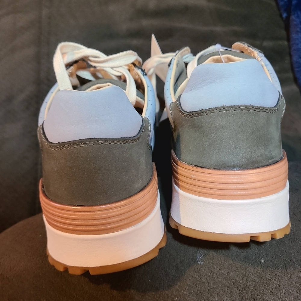 CLAE Hayden Sneaker In Olive Flint Grey Nubuck NWT - Picture 4 of 4